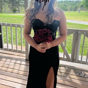 Size 2 black Sherri Hill gown
